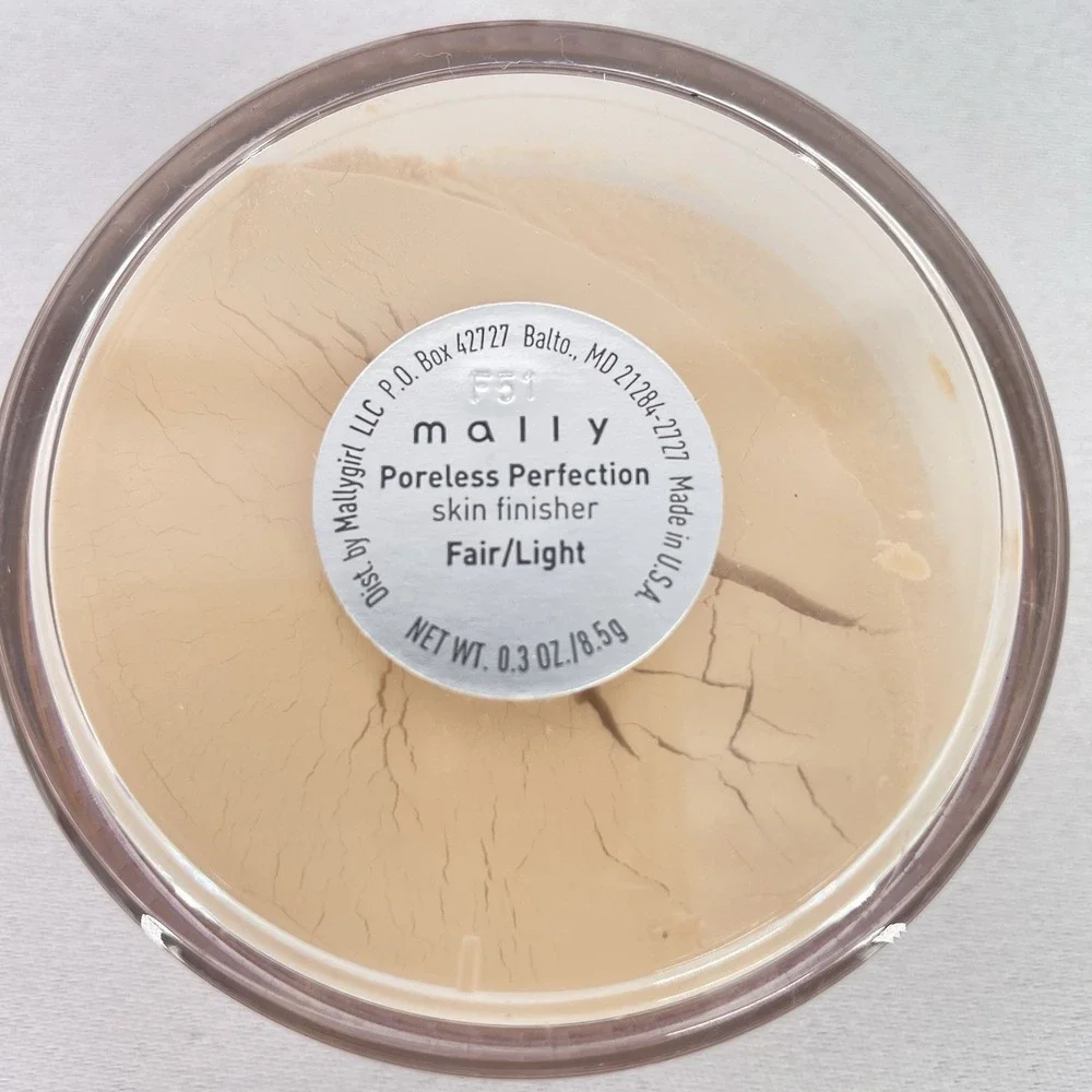 Mally Poreless Perfection Skin Finisher Loose Powder in FAIR/LIGHT w/ Brush New‎